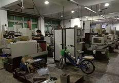 大鐵生產(chǎn)了首臺(tái)采用光學(xué)傳感器是線切割機(jī)床
